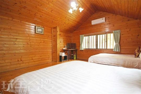 Double Lake B&B Zhushan Luaran gambar